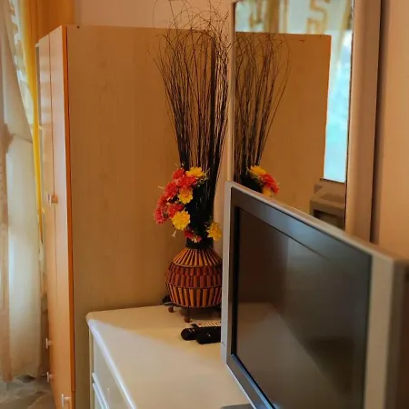 Orange House Apartman